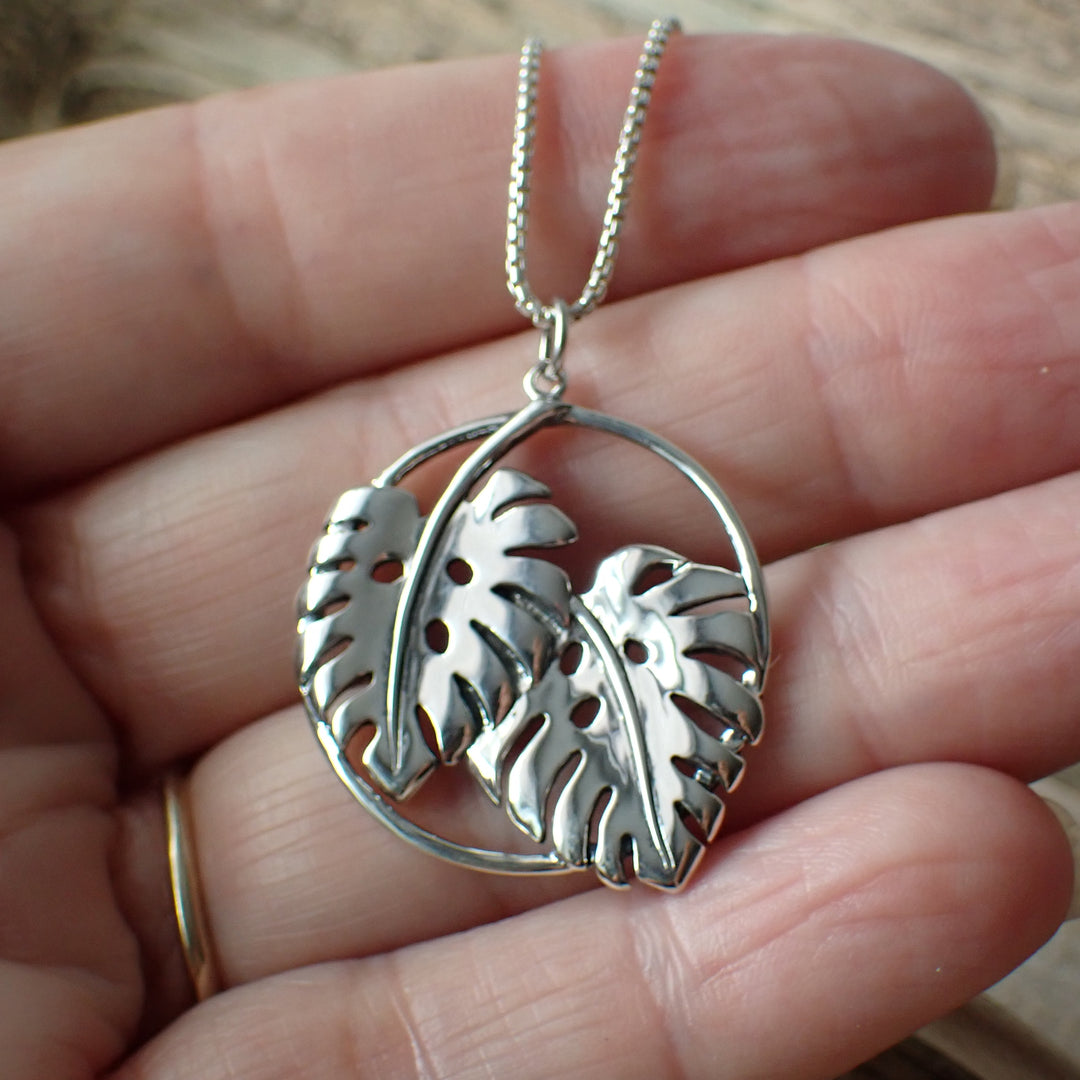 ♻️Recycled Sterling Silver Monstera Leaf Necklace