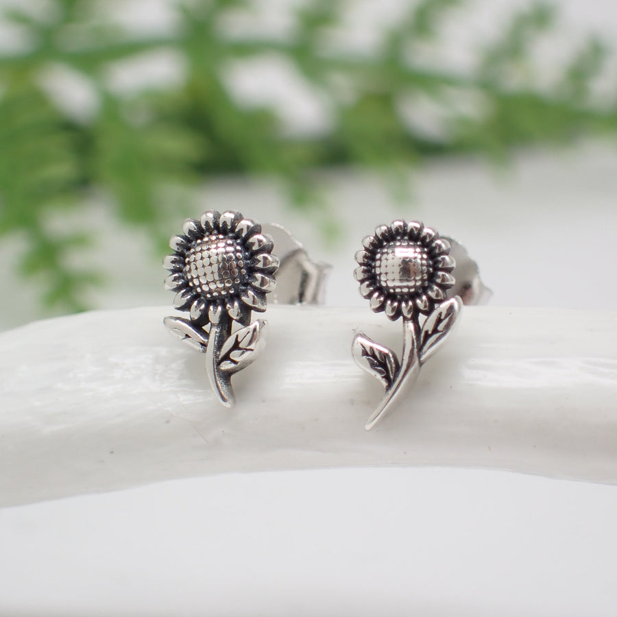 sterling silver sunflower stud earrings