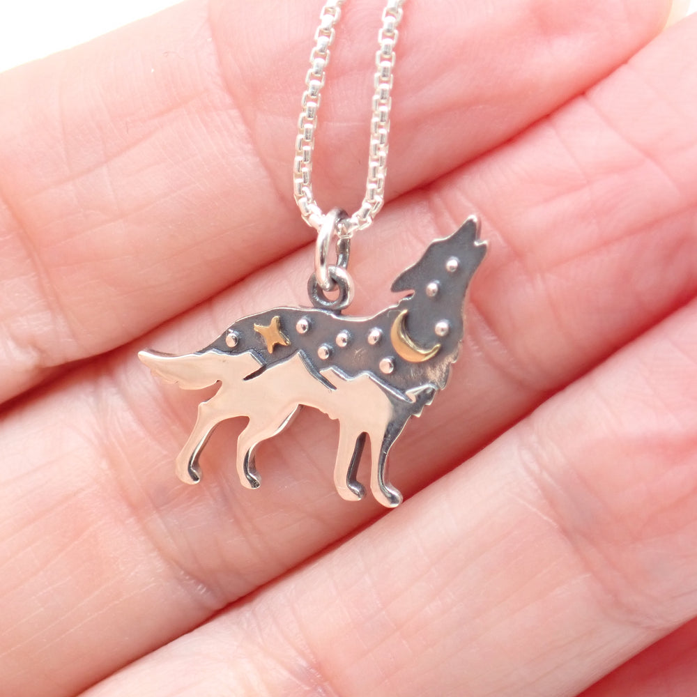 sterling silver howling wolf charm