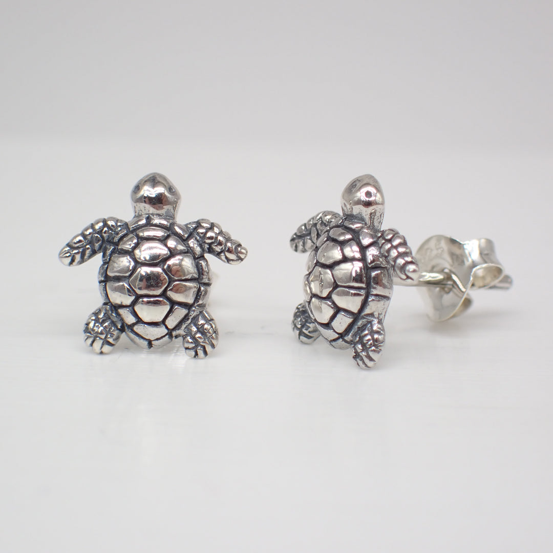 ♻️ Recycled Sterling Silver Turtle Stud Earrings