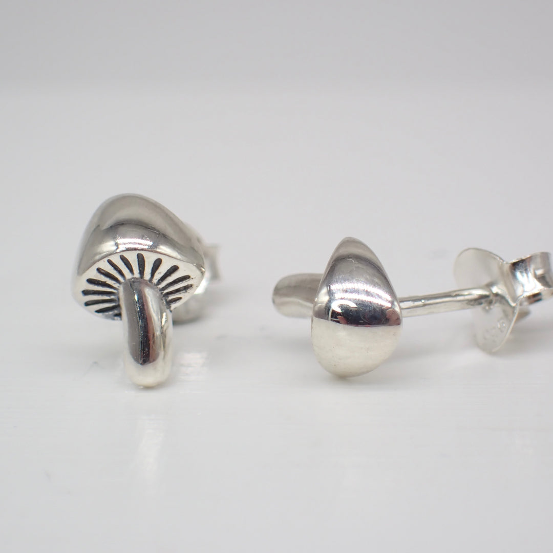 ♻️ Recycled Sterling Silver Mushroom Stud Earrings