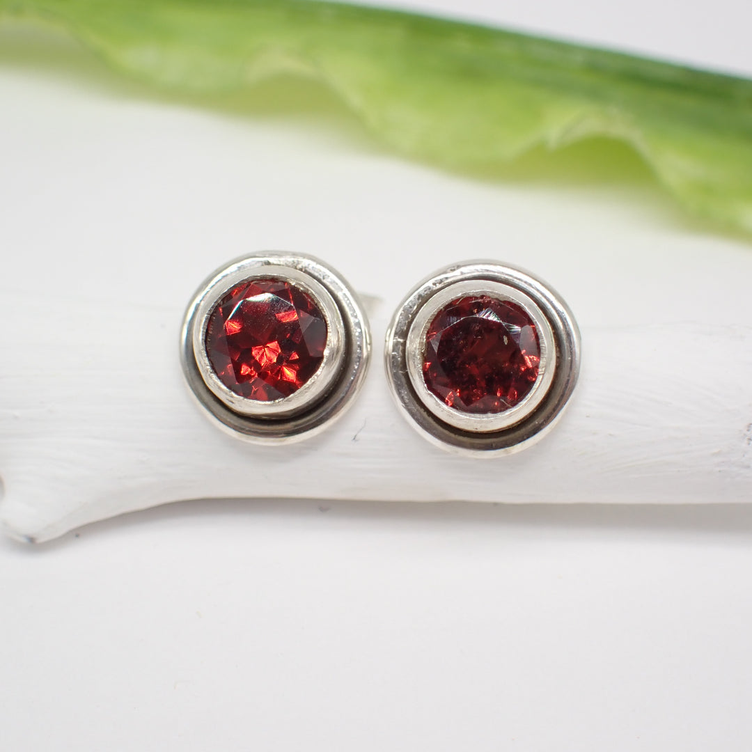 Sterling Silver Faceted Round Garnet Studs