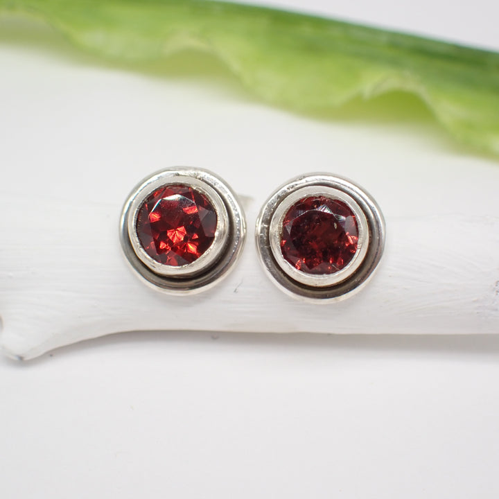 Sterling Silver Faceted Round Garnet Studs