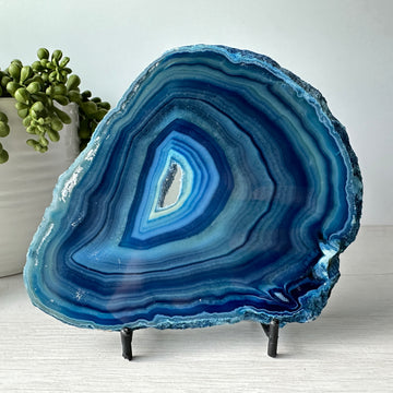 blue agate slab on metal stand