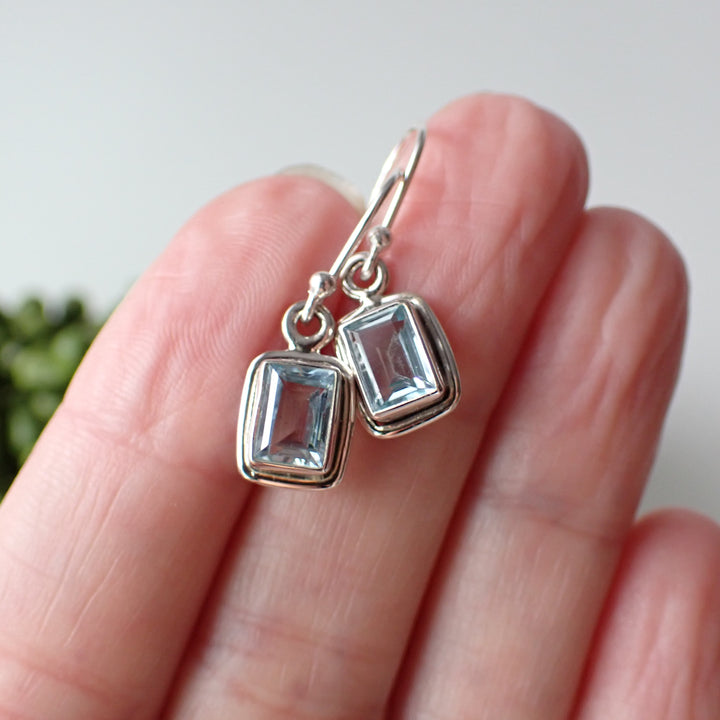 sterling silver blue topaz stone crystal dangle earrings