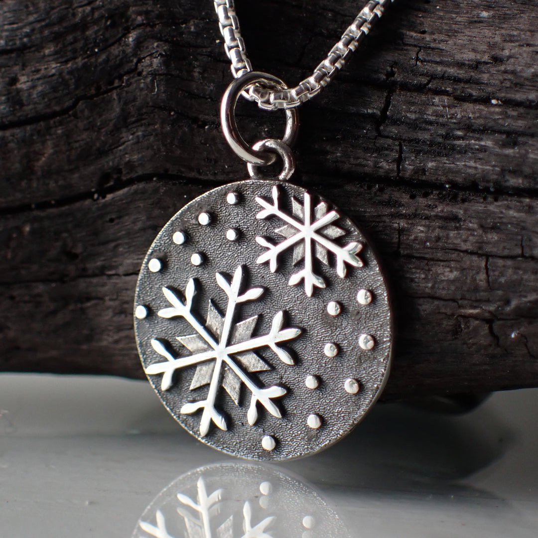 ♻️ Recycled Sterling Silver Snowflake Necklace