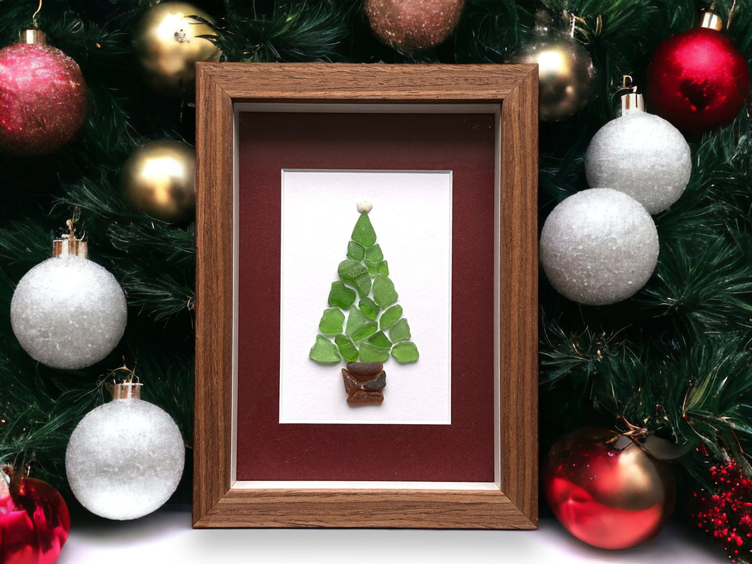 Image en verre de mer en mosaïque d'arbre de Noël
