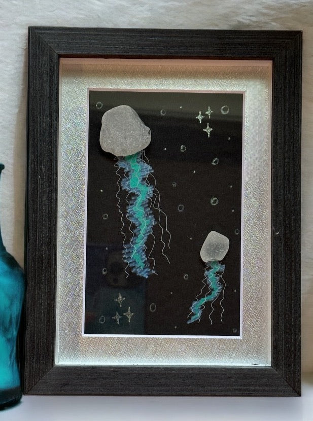 Image de méduse en verre de mer cosmique