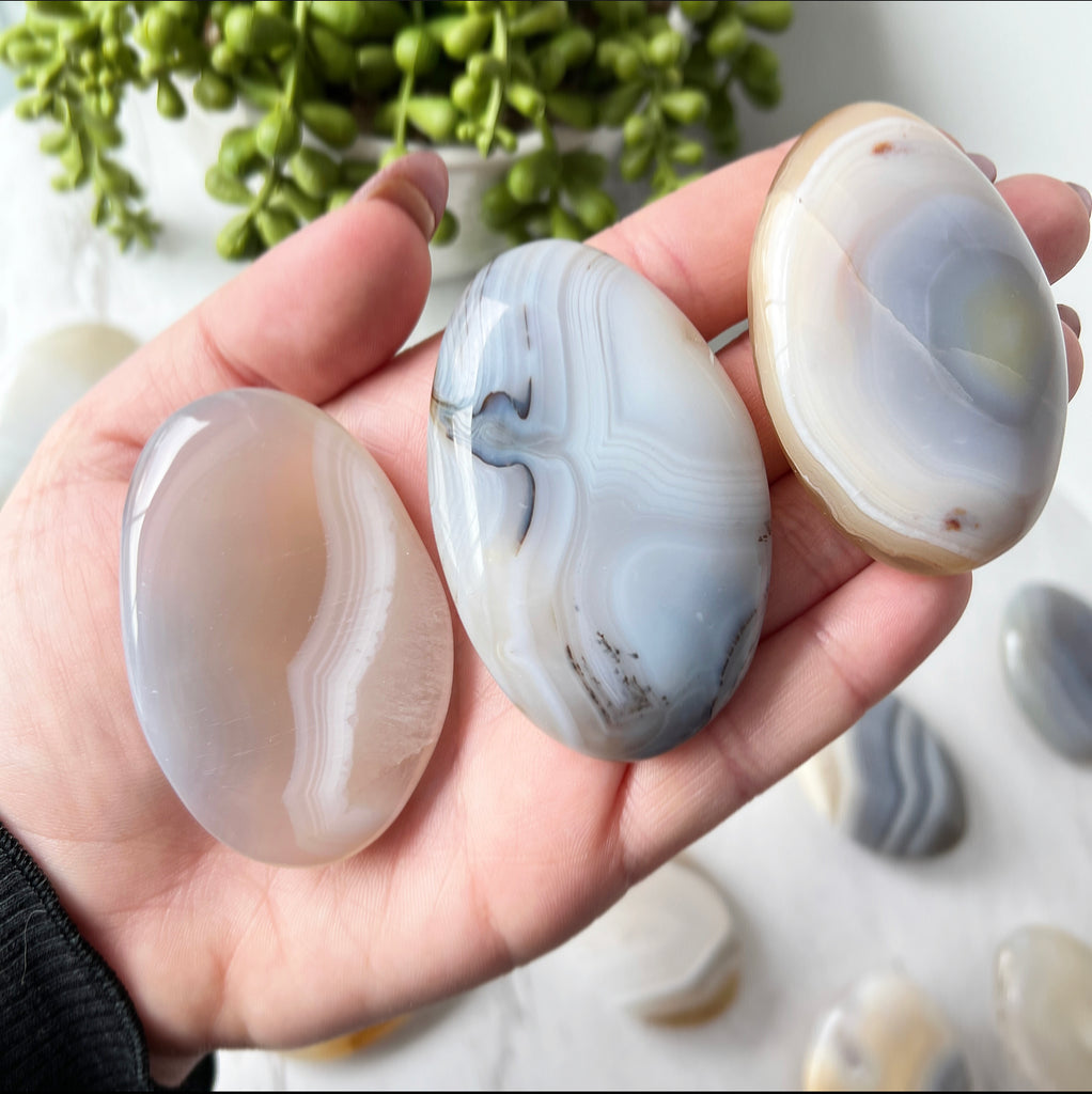 banded agate palm stone
