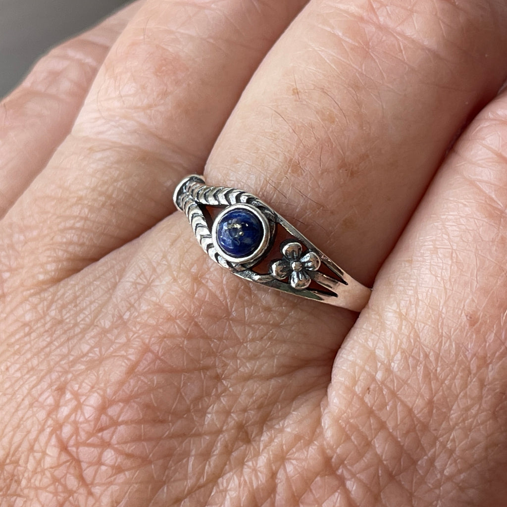 sterling silver lapis lazuli crystal  stone ring