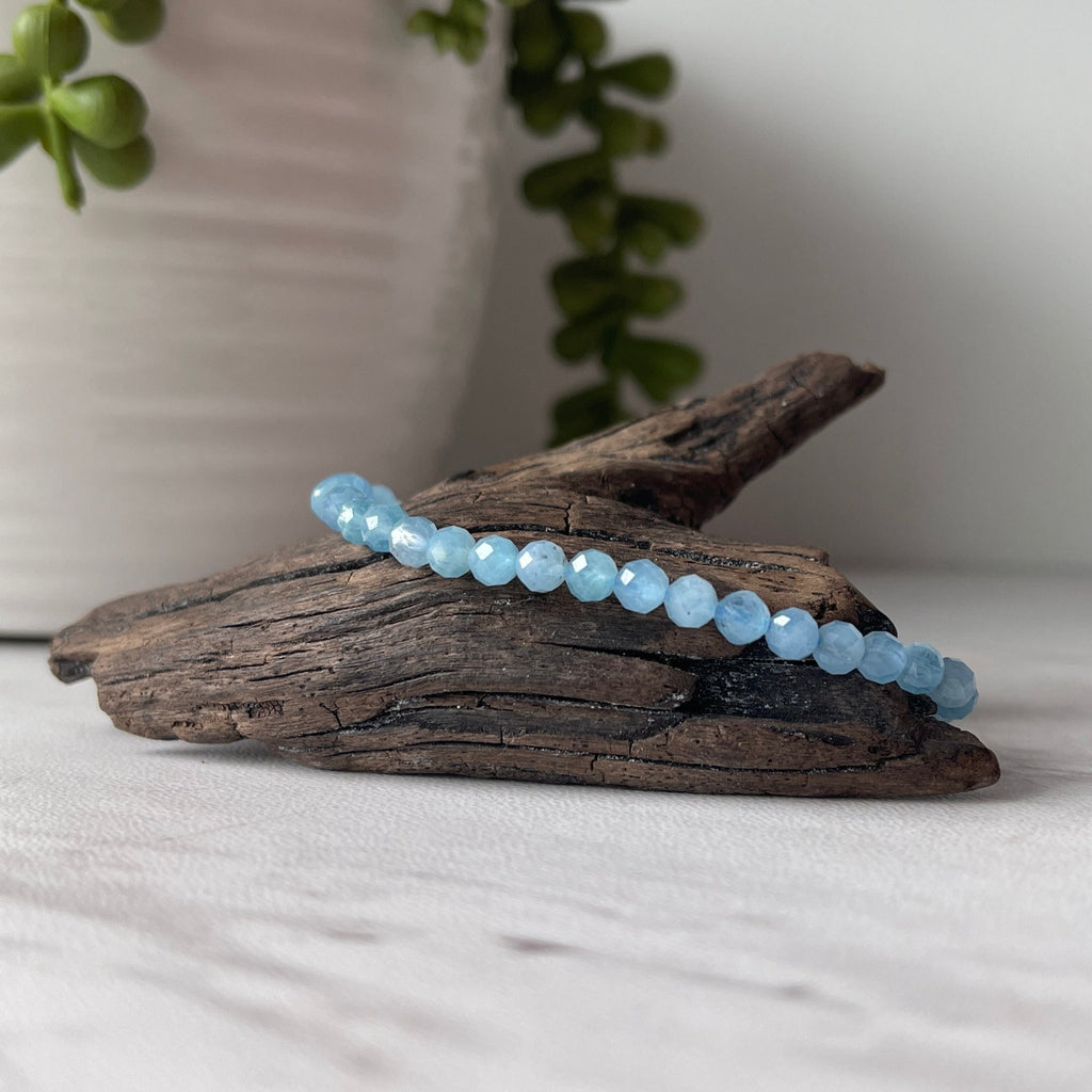 aquamarine faceted bracelet