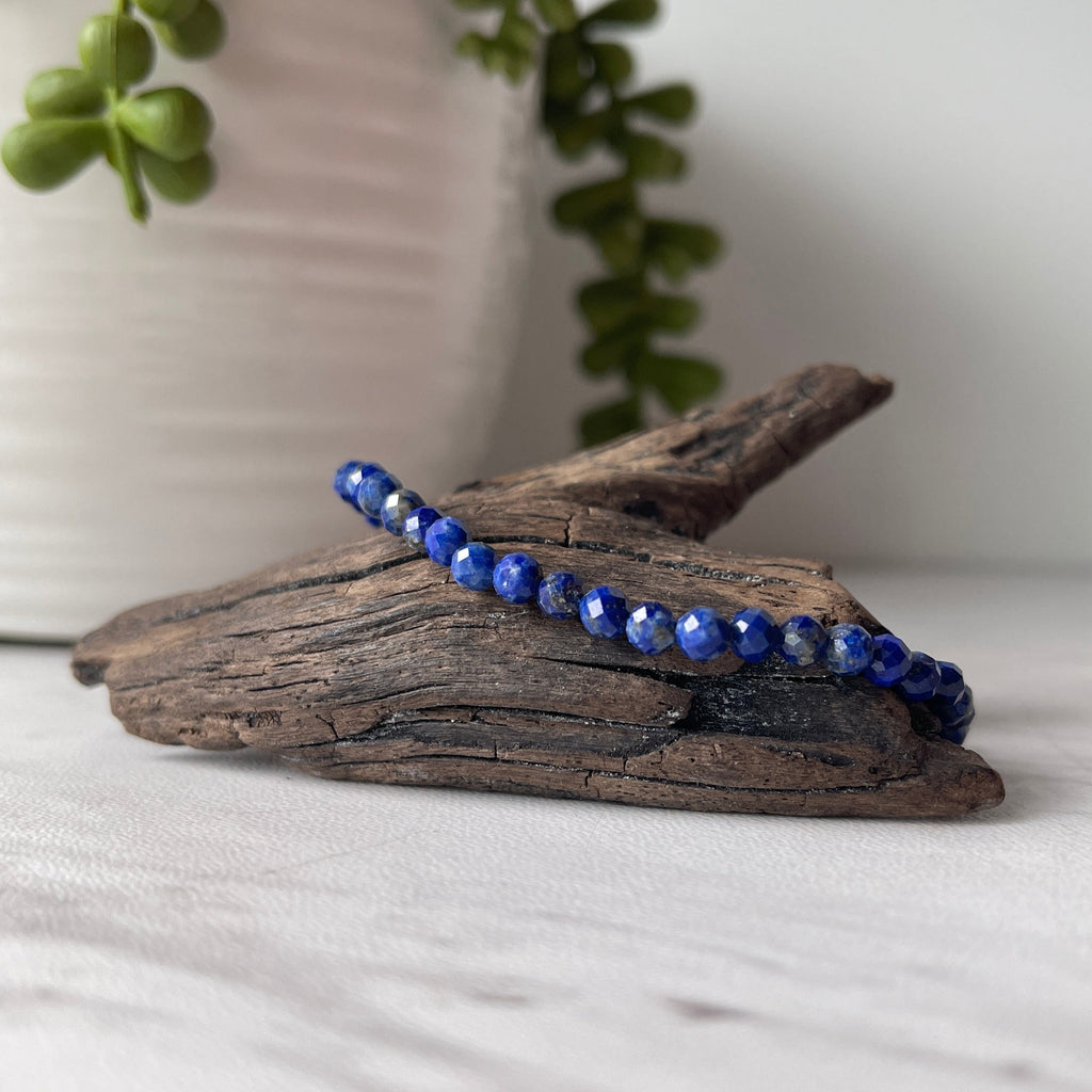 lapis lazuli faceted bracelet