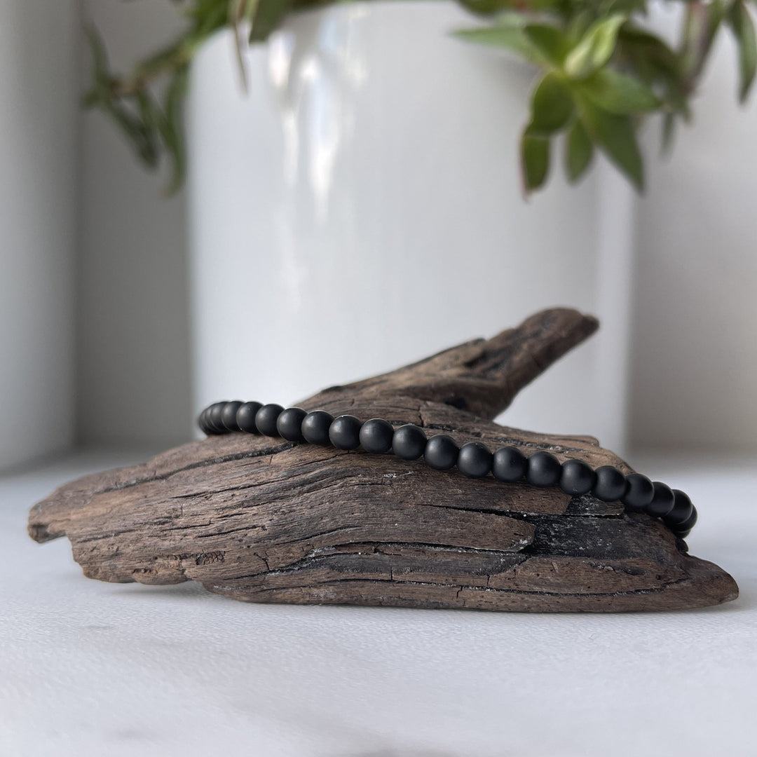 black matte agate gemstone bracelet
