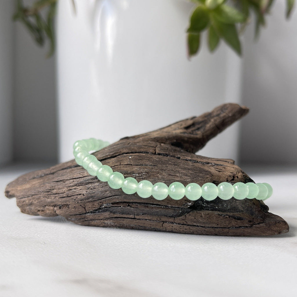 green jade gemstone bracelet