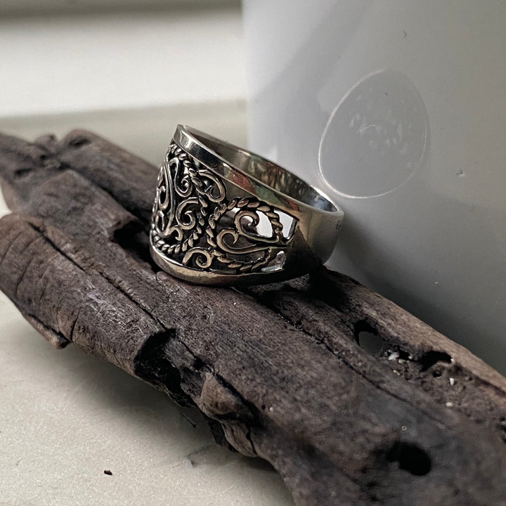 Sterling Silver Wide Band Ring with Rope Design