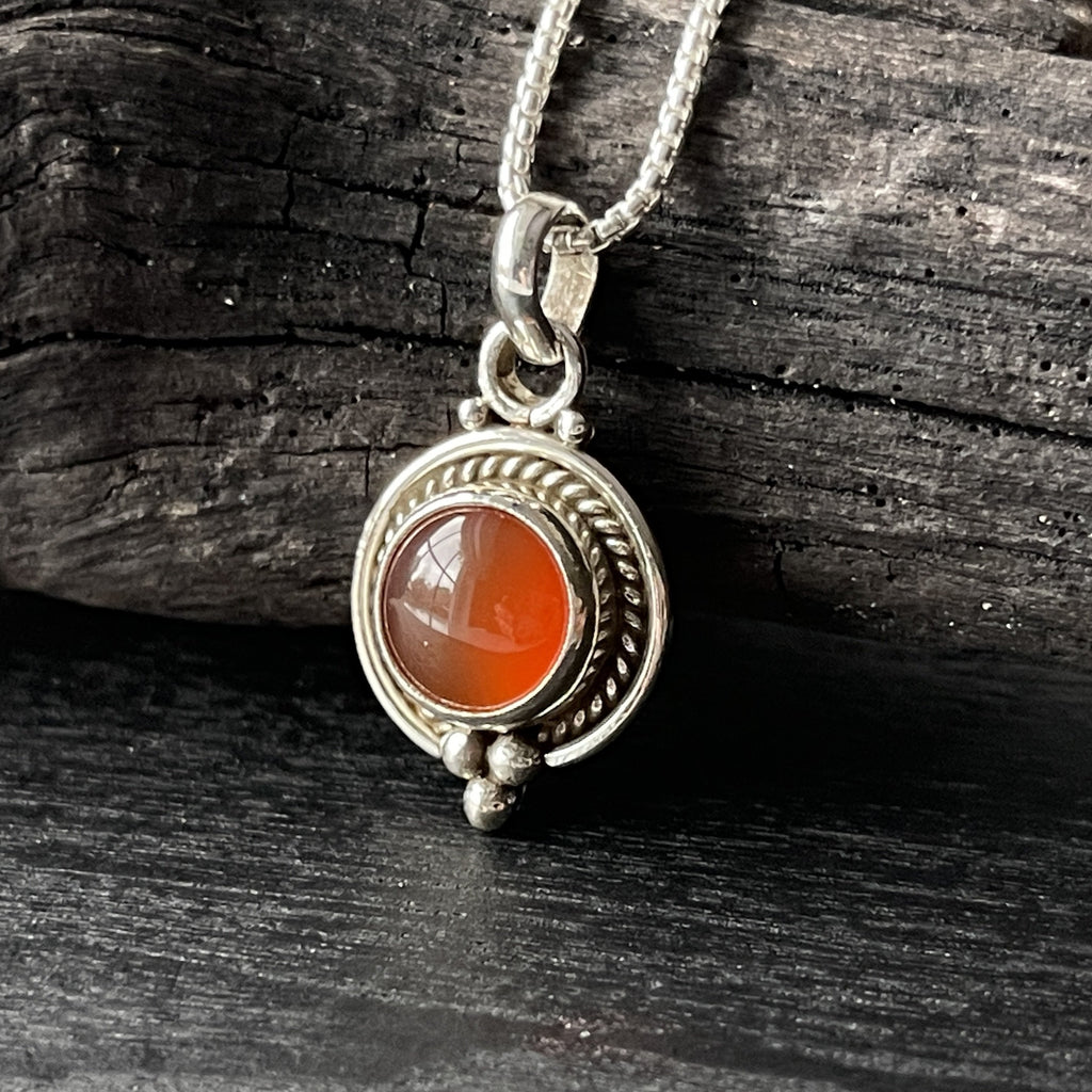 sterling silver carnelian crystal stone pendant necklace