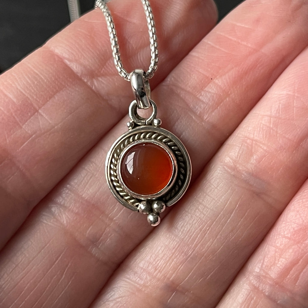 sterling silver carnelian crystal stone pendant necklace