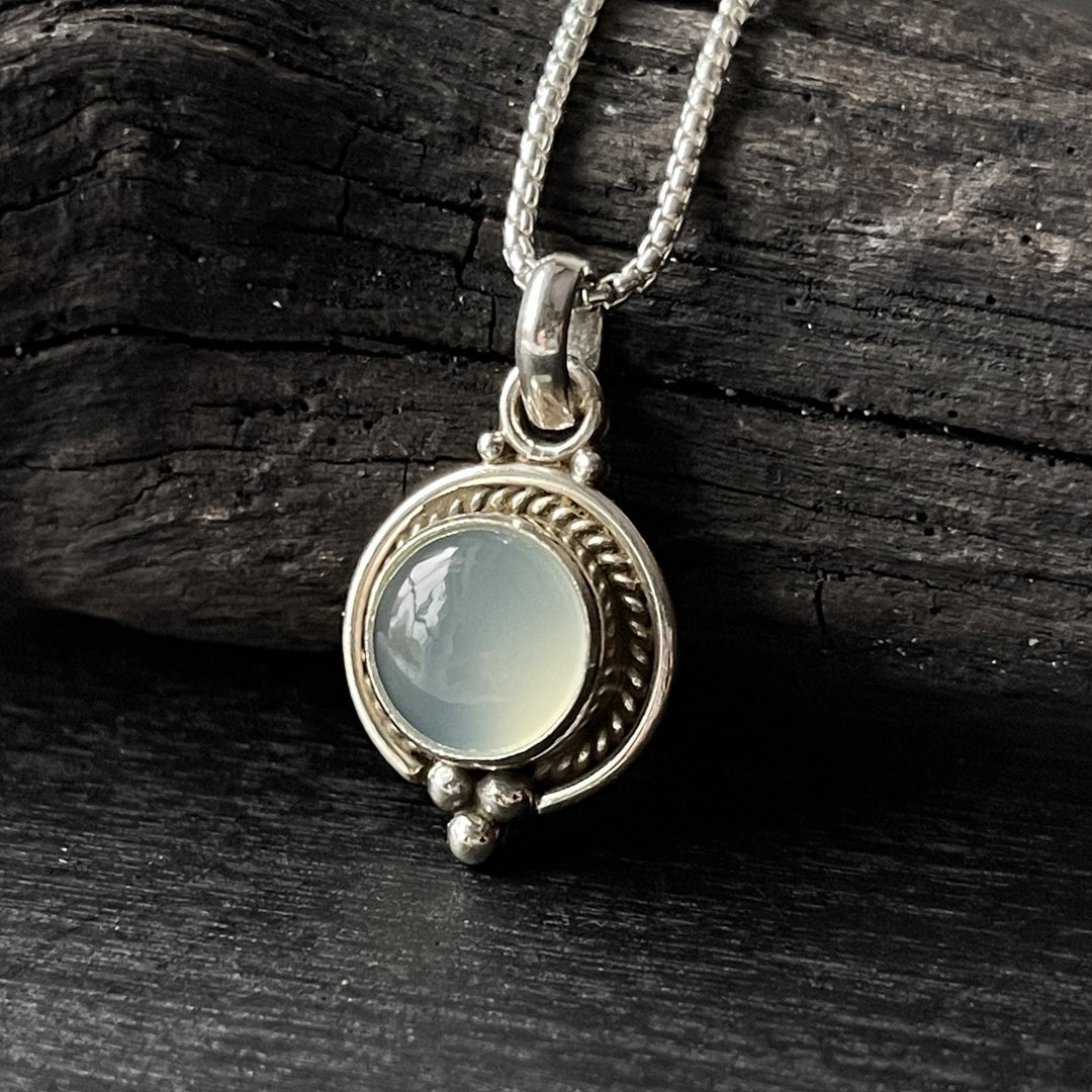 sterling silver chalcedony crystal stone pendant necklace