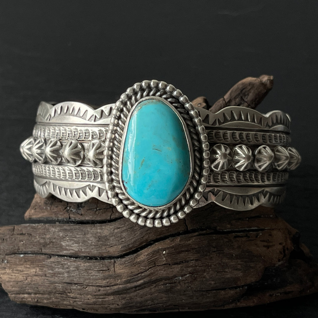 Wydell Billie Kingman Turquoise heavy cuff bracelet Navajo Artist